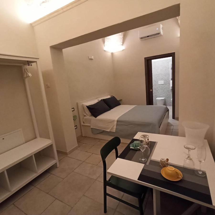 18 Mq Hotel Pulsano Bagian luar foto